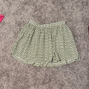American Eagle Outfitters Olive and White Chevron Skirt